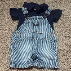 OshKosh B'gosh Navy and White Striped Overalls, size 6 months